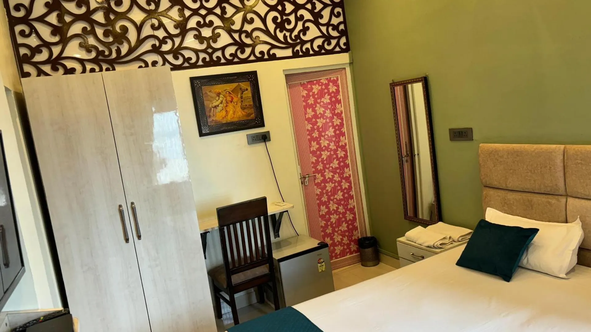 Bhadra Kali Guest House Varanasi